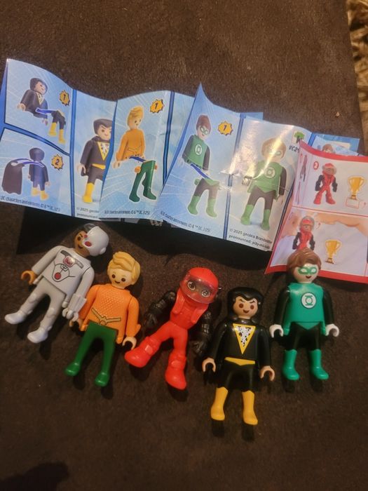 Kinder cyborg zestaw jajko