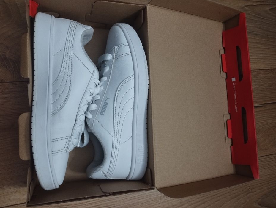 Adidasy Puma białe 37,5
