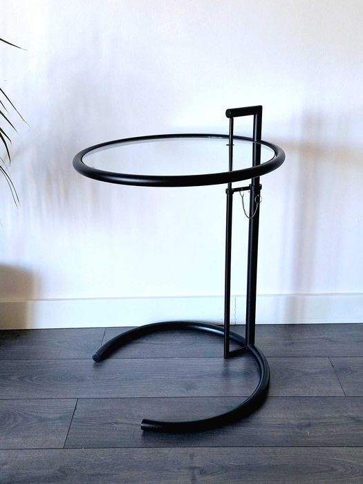 Mesa de apoio / lateral vintage By Eileen Gray. Vintage Side Table