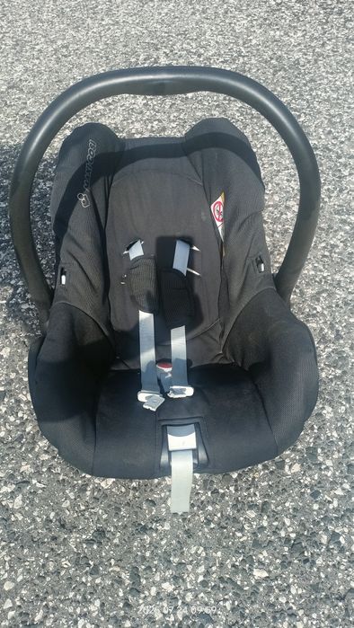 Fotelik samochodowy, nosidełko dla noworodka