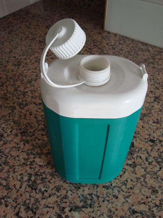 Cantil térmico de 1L muito resistente. *** NOVO ***