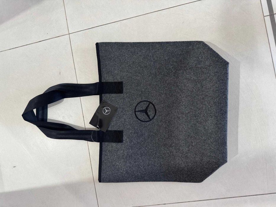 Bolsa da coleção "Mercedes-Benz" que maximiza o prazer de fazer compras