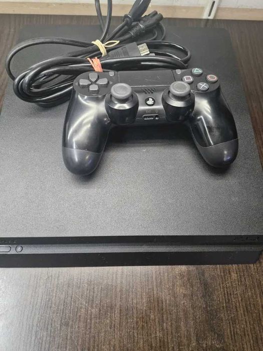 (1528/26) Konsola Sony PlayStation 4 1TB