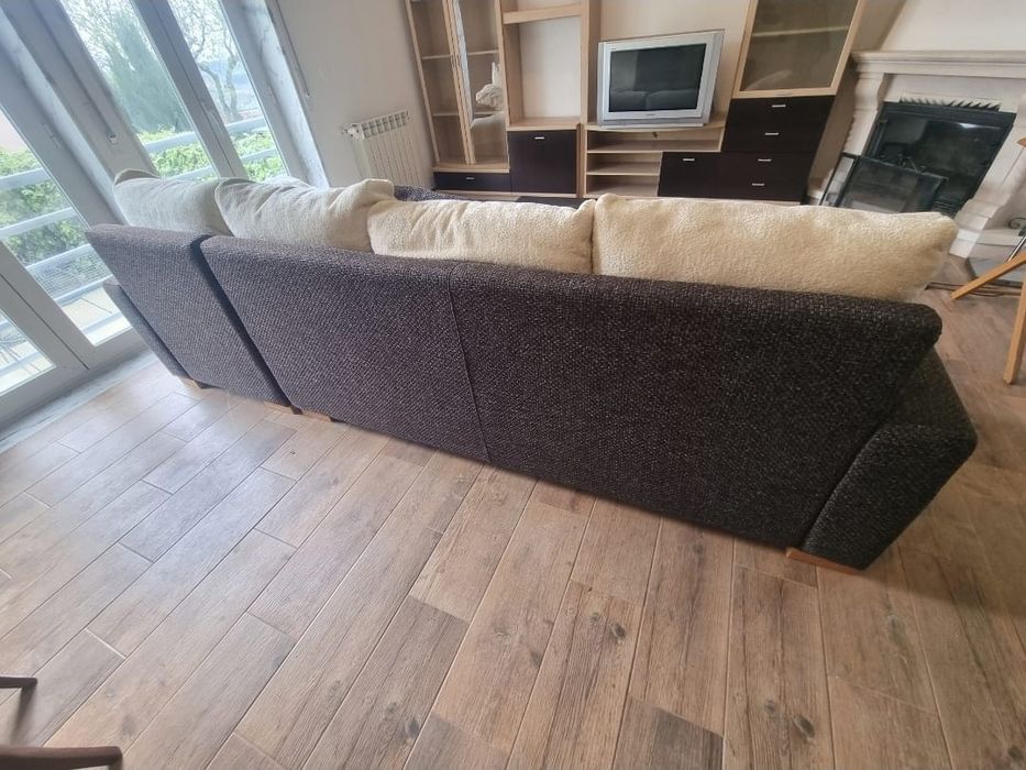Sofá com chaise longue