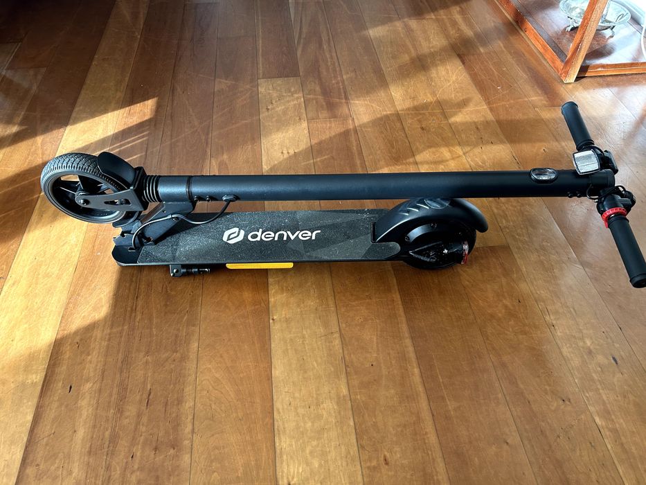 Trotinete Elétrica Denver SEL-65230FB | 300W | Ótimo Estado (zero uso)