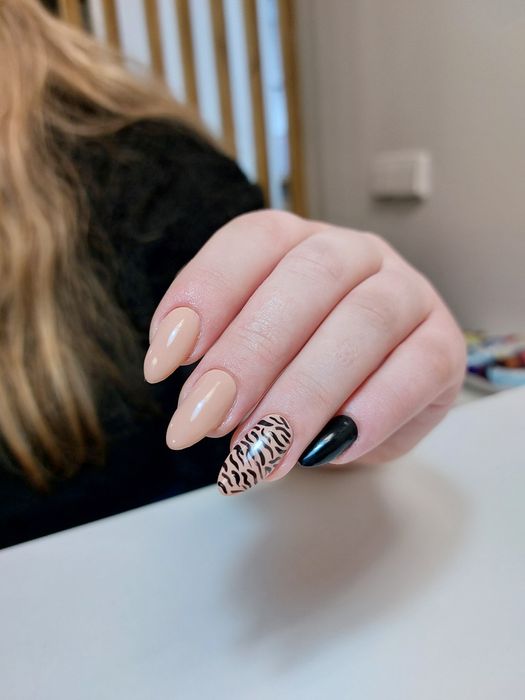 Манікюр ,  гель лак , експрес манік