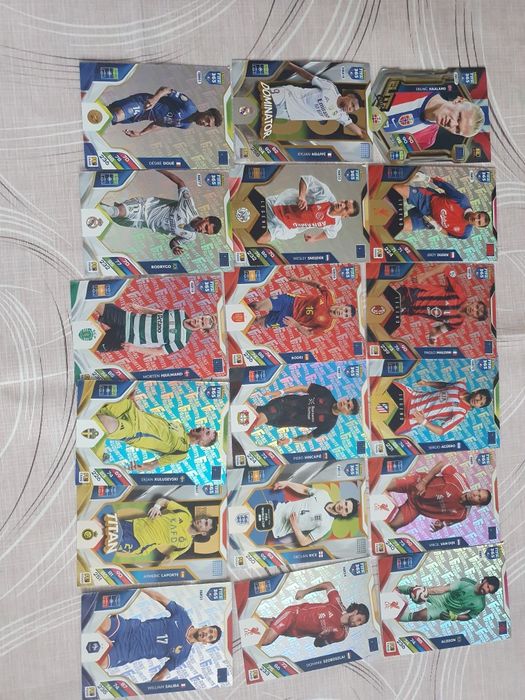Karty panini fifa 365 xl adrenalyn
