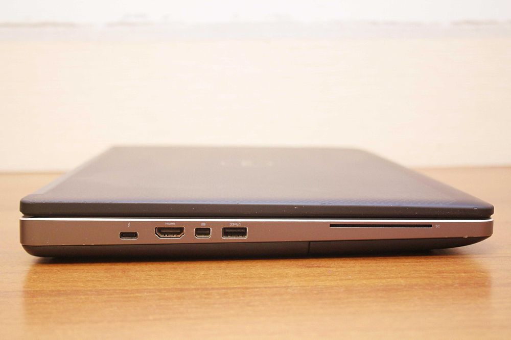 Ігровий Dell Precision 7510/Intel® Xeon E3/16GB/SSD 512GB/NVIDIA Quadro M2000M