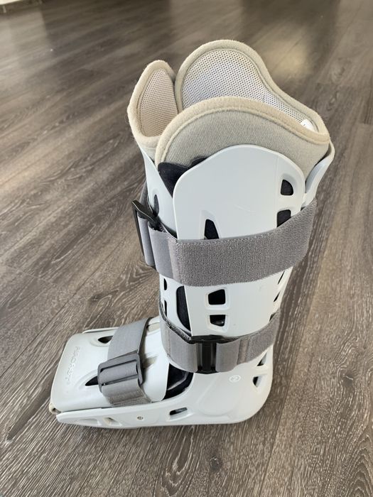 Пневматичний ортопедичний чобіт Donjoy AirSelect (США) розмір 39-41