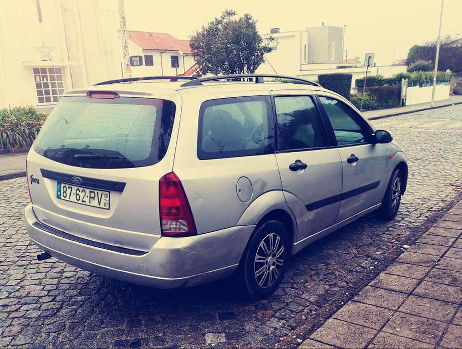 Vendo ford focus 1.4 gasolina ano 2000