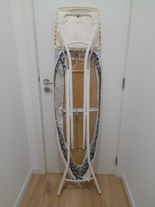 Tábua de Passar a Ferro - LER ANÚNCIO!