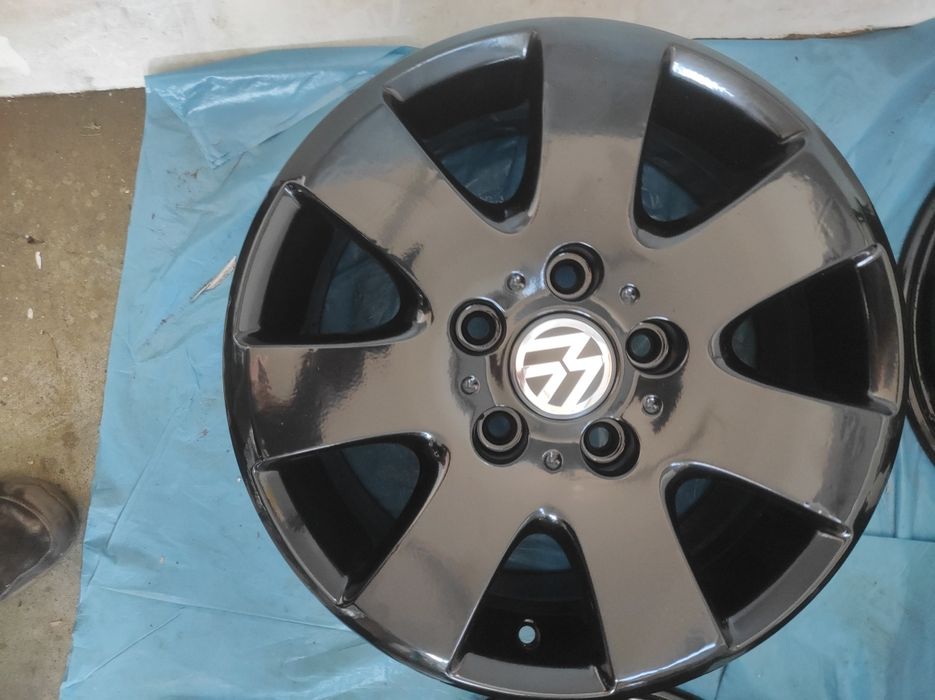 83 Felgi aluminiowe ORYGINAŁ VW VOLKSWAGEN T5 56 R 16 5x120 Czarne