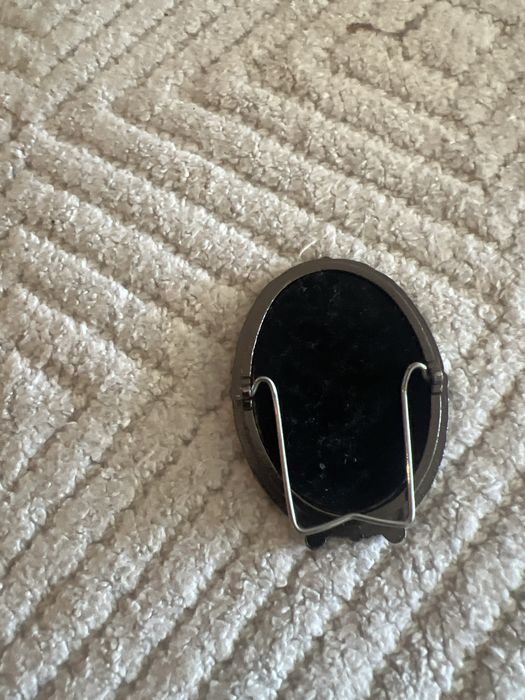 Peca decorativa com bordado