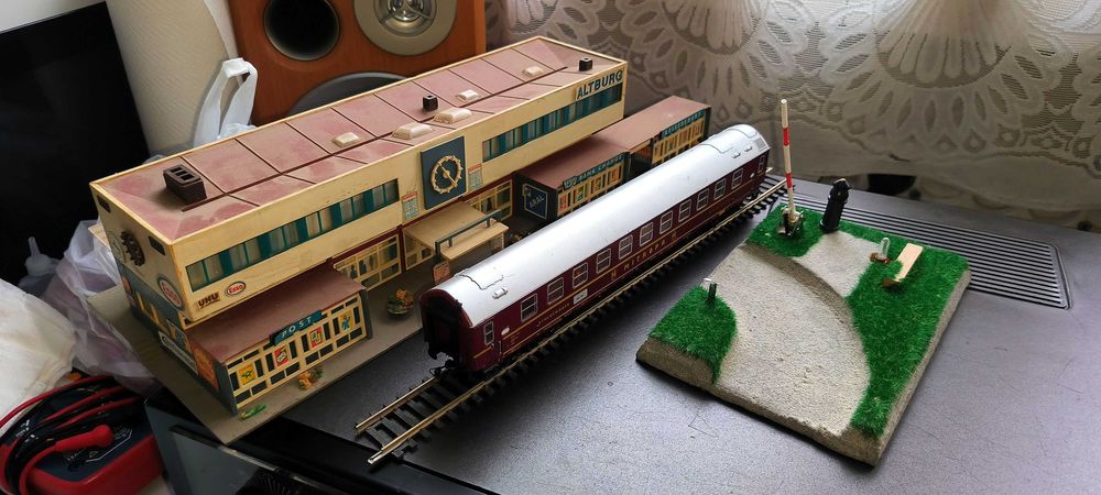 Lokomotywy BR-44 DB i BR-01 182 + Loko. Amtrak USA i wagon Mitropa  HO