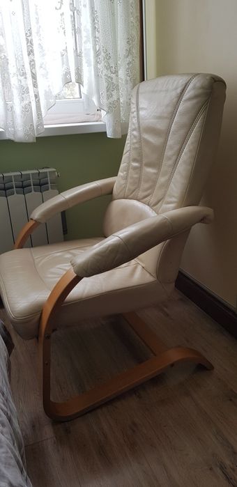 Sprzedam  kanapę +dwa fotele,stan dobry