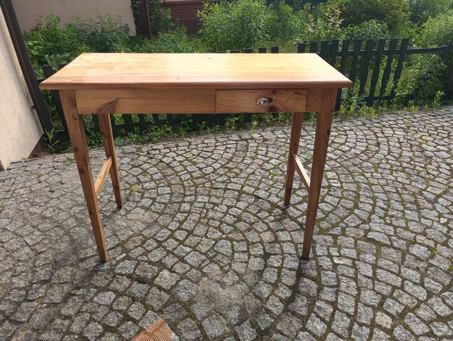 Stolik / Konsola