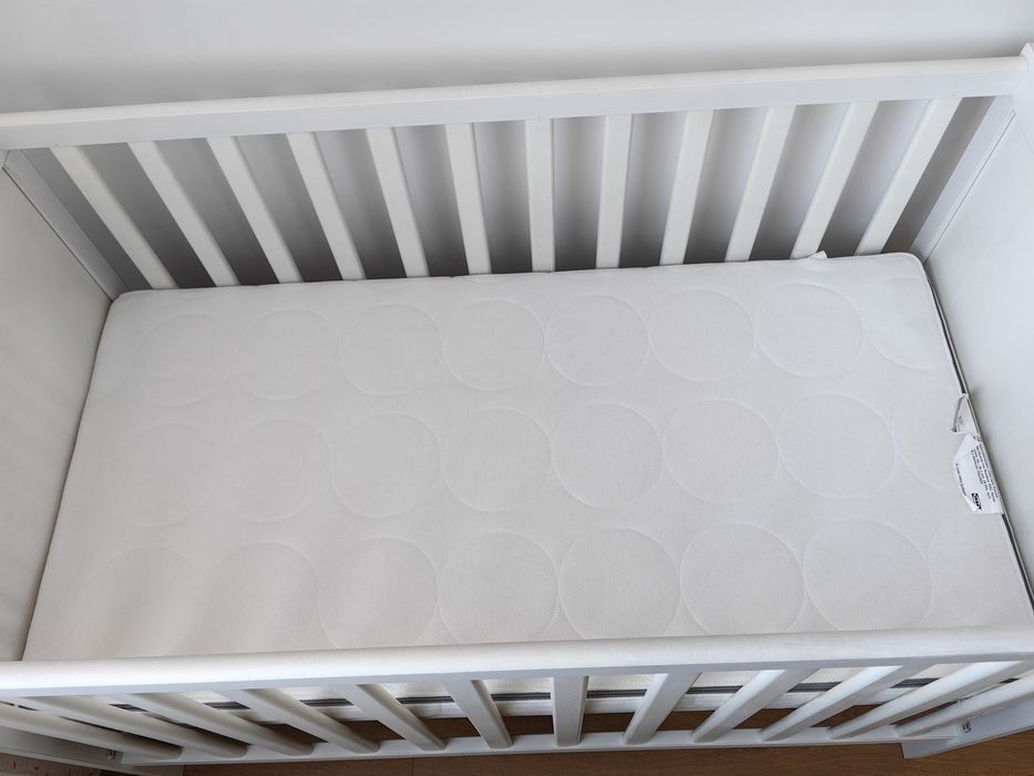 Łóżeczko Ikea sundvik