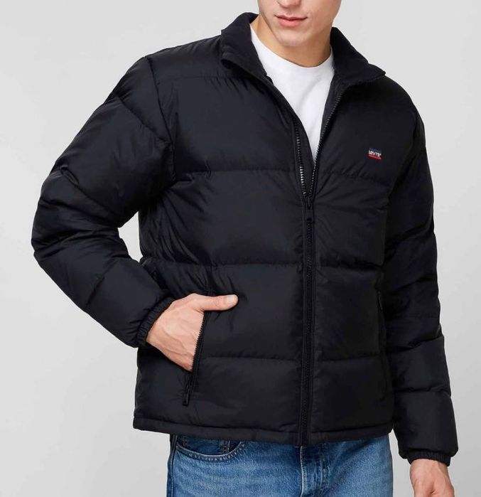 зимова куртка levis