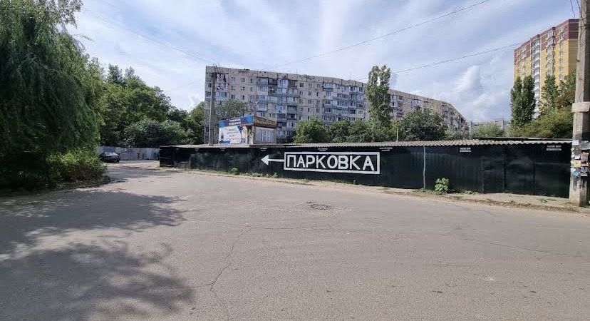 Сдам/ продам крытое  паркоместо на Семена Палия