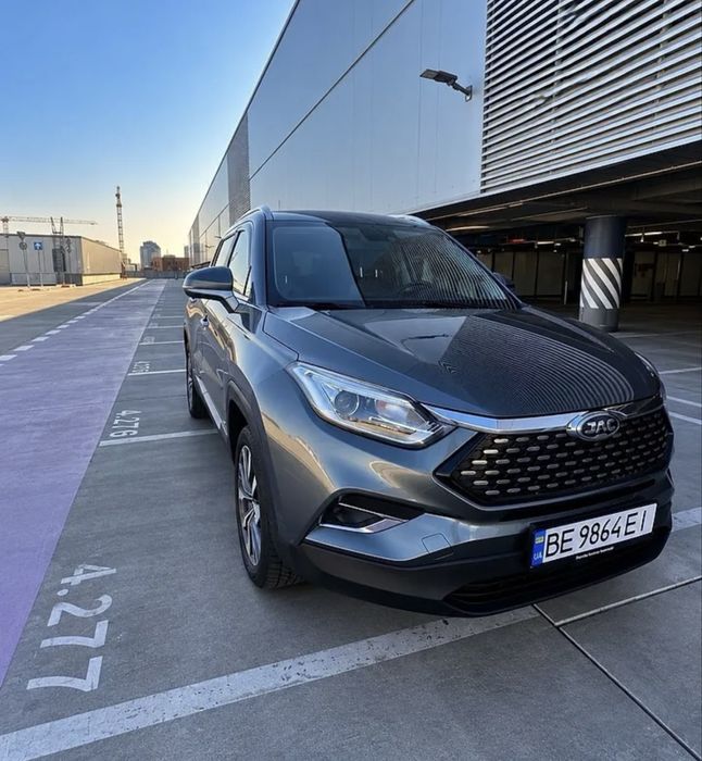 Продам авто Jac s4