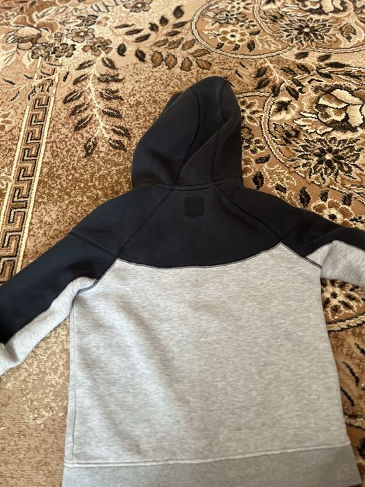 Кофта Nike Tech Flecee