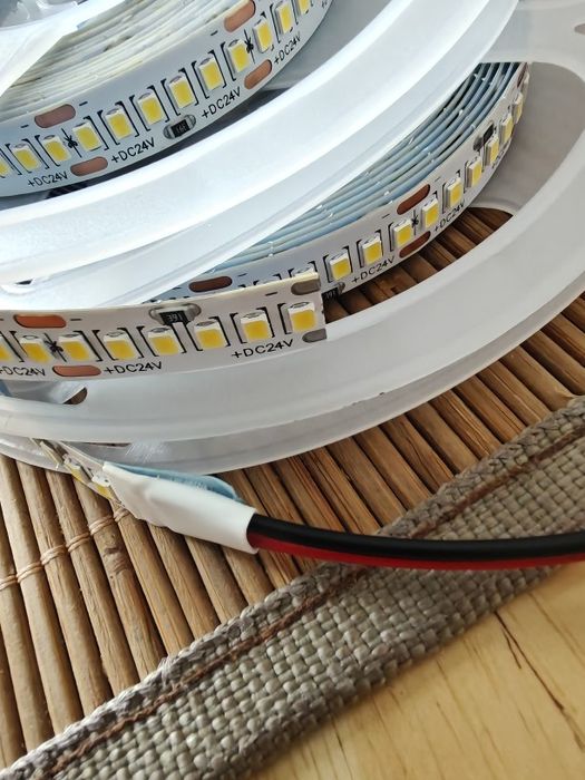 Led стрічка 5м _12v 24 адресна ws2811 блютуз(white/nature) 2835/5630