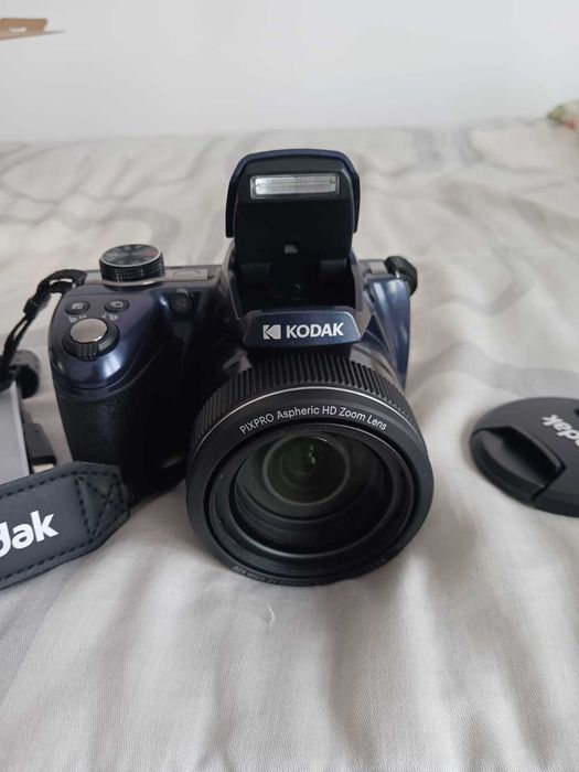 Máquina Fotográfica Kodak PixPro AZ528 -Azul (NOVA)