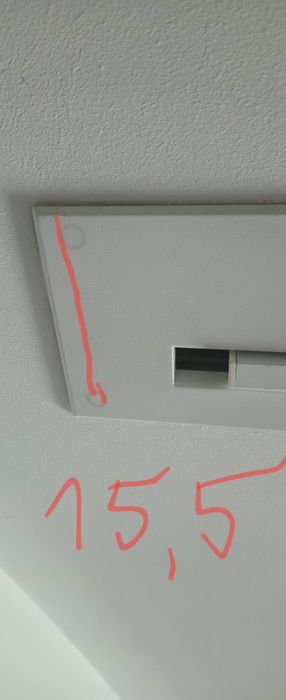 Ekran projekcyjny elektrycz szerokosc 240ny w kasecie