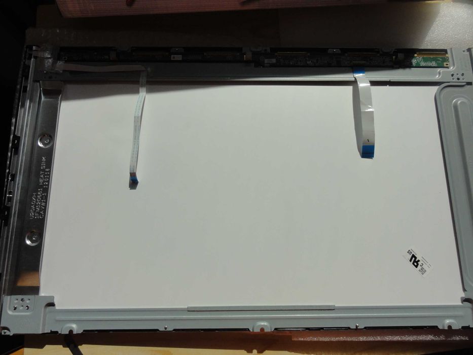 Panel LCD Ekran Matryca Funai 26FL552 26FL532 26 cali