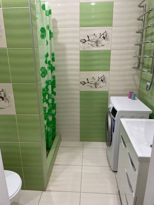 Квартира подобово карамель