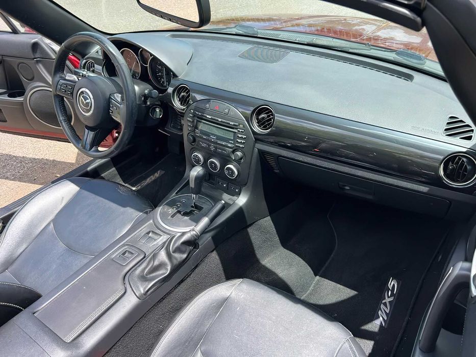 Mazda MX-5 Miata Grand Touring      2013