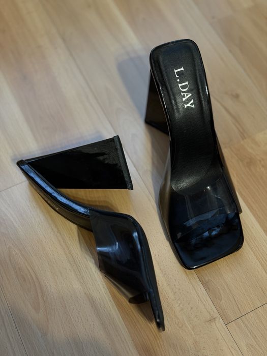 Сабо чорні стильні