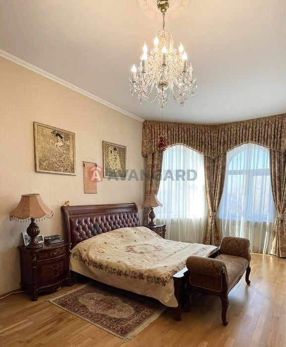 Дім біля річки для тих, хто знає ціну справжньому затишку.