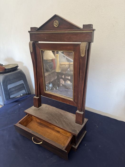 Movel Antigo ver fotografias