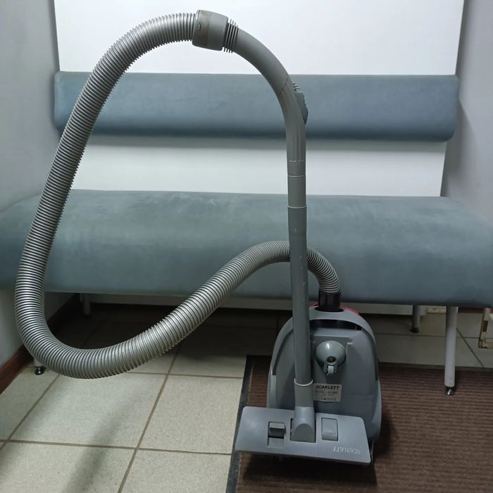 Пылесос Scarlett SC-084