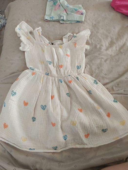 Продам пакет речей для дівчинки