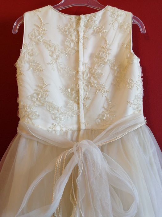 Vestido de cerimónia novo