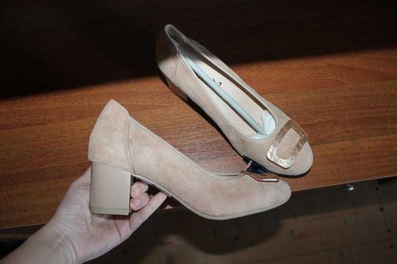 Замшеві туфлі Caprice 37.5 розмір