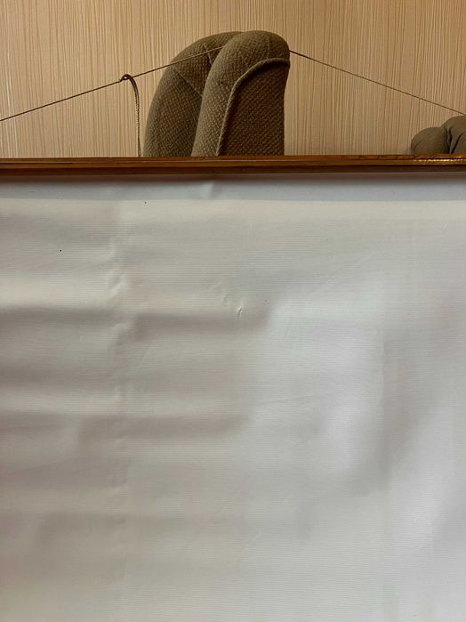 Экран для проектора