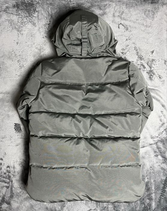 Курточка Canada goose