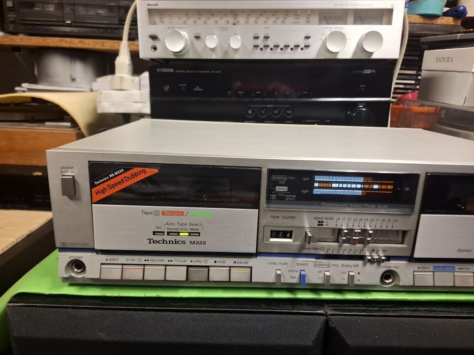 Magnetofon Technics M222