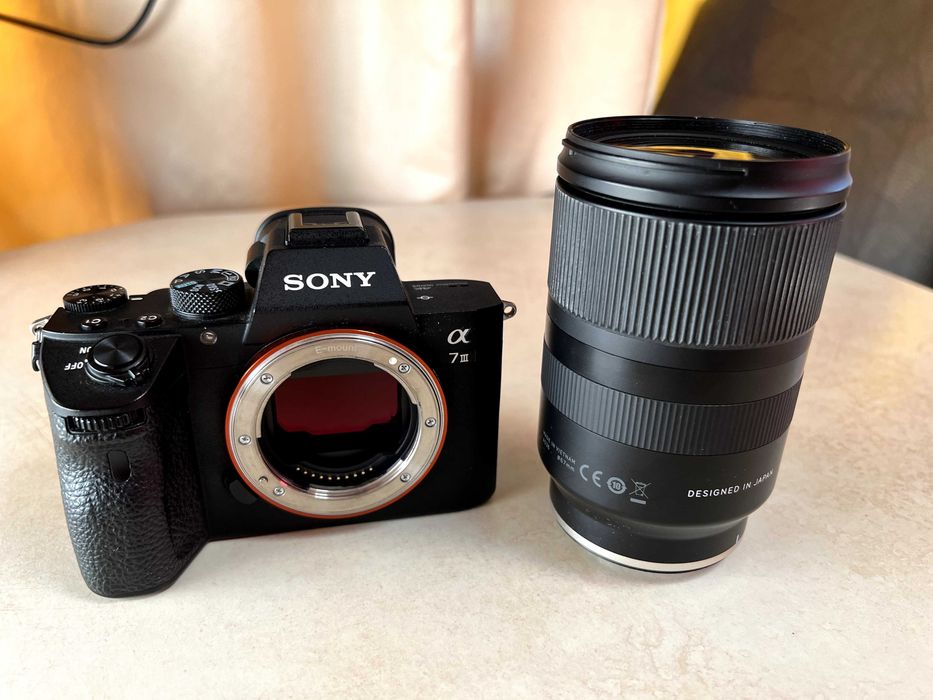 Sony a73 + Tamron 28-75 + Canon 50mm + Sigma 17-35 + Gimbal + Equipment (I Speak only English)