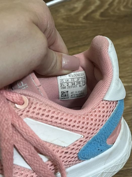 Кросівки для дівчинки adidas 34 розмір
