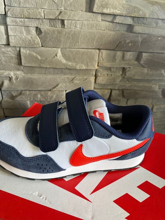 Кросівки дитячі, оригінальні, низькою ціною!