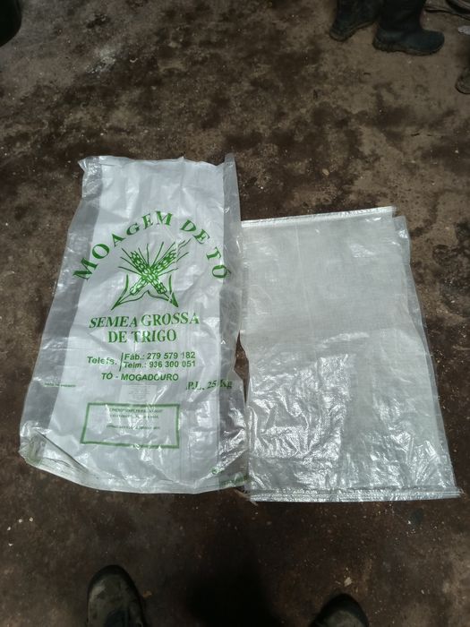 Sacos bons para entulho ou outros fins