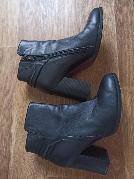 Ботинки на каблуке