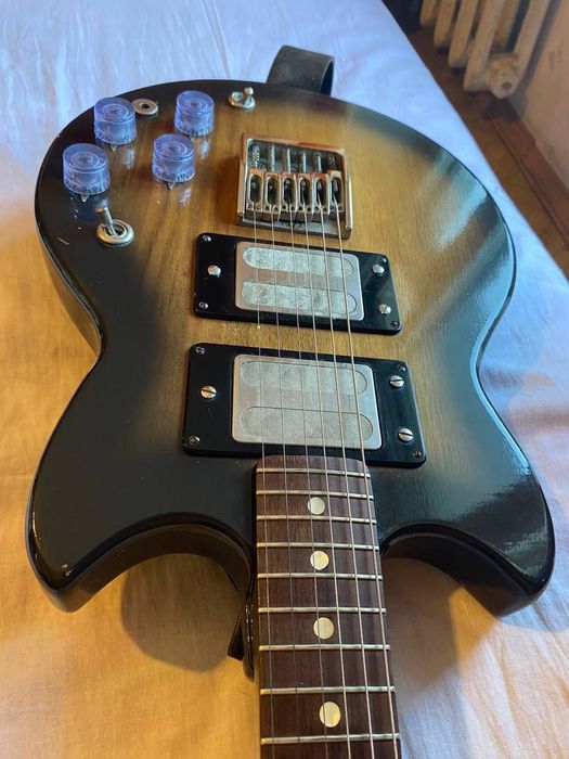 Електрогітара JOLANA  SUPERSTAR  Накрутити можна звук Gibson i Fender