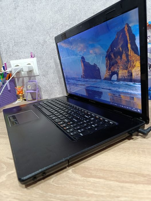 Ноутбук lenovo G780 17.3 Inter i3-3120M 8RAM
