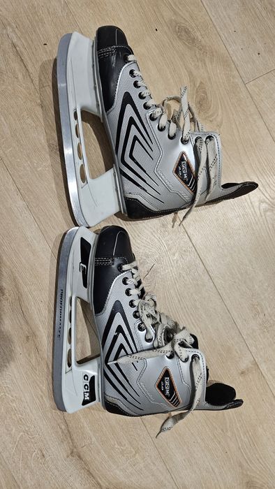 Łyżwy CCM Agility 46