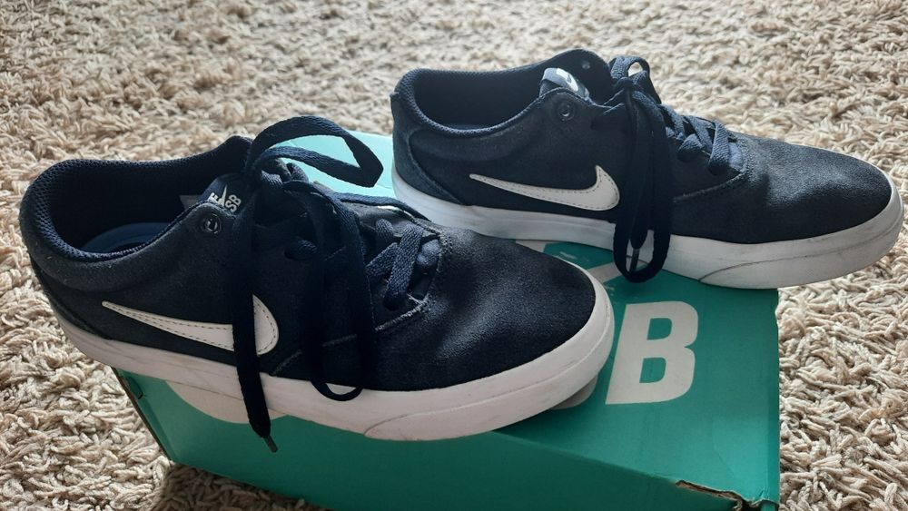 Nike trampki granatowe